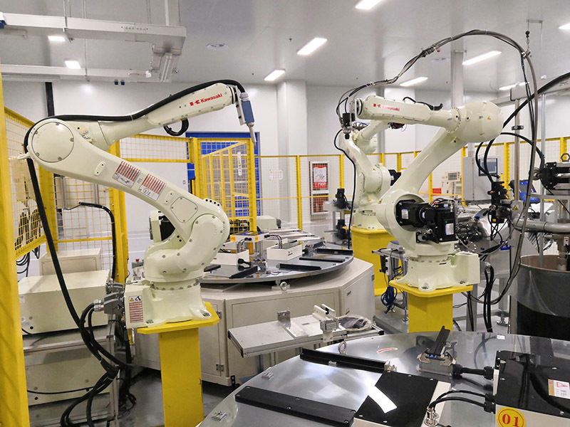 大燈塗膠自動線